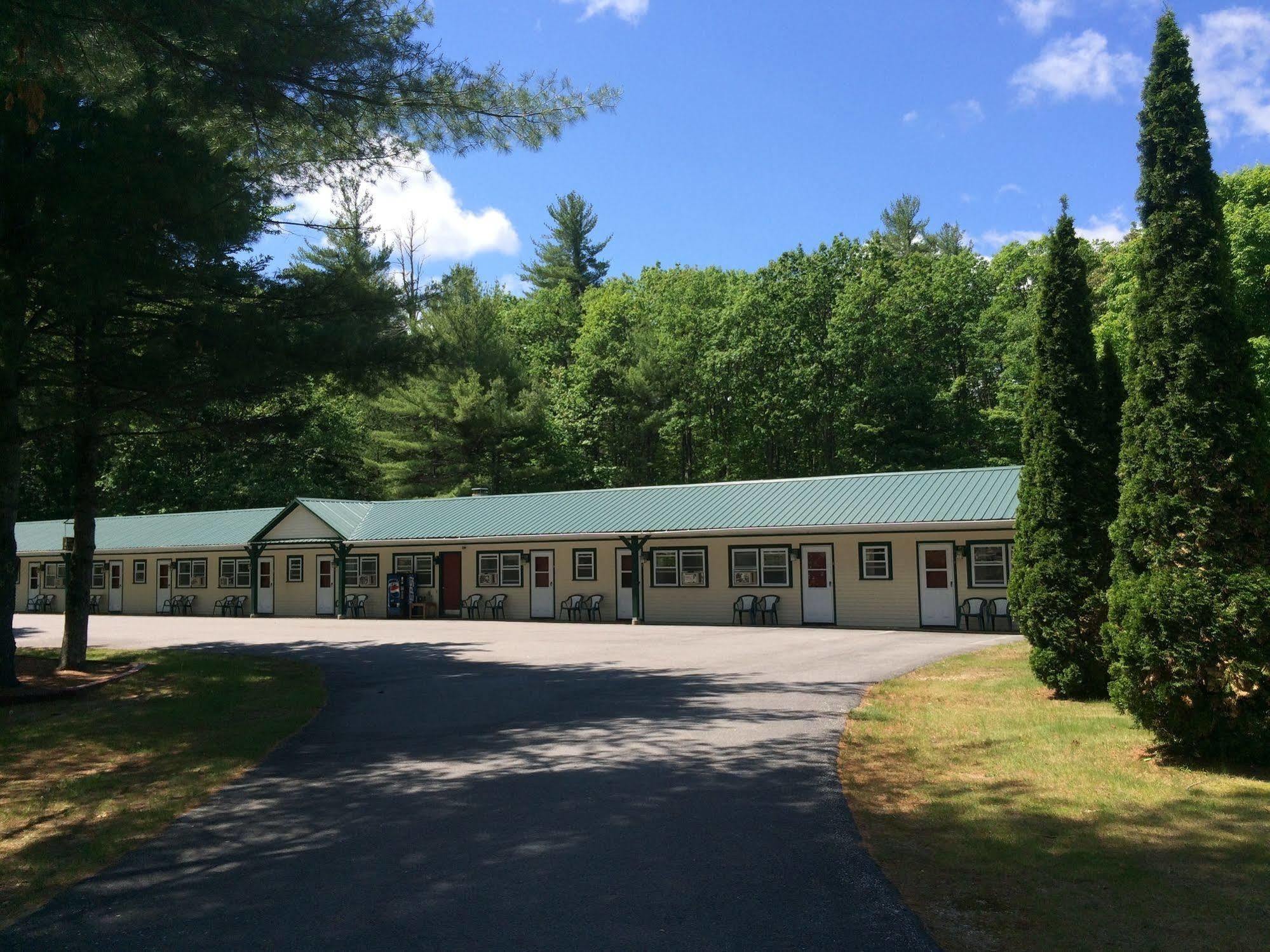 Perry'S Motel And Cottages North Conway Zewnętrze zdjęcie